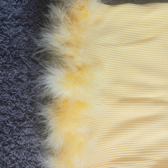 Brand new yellow women dress with feathers at the bottom 💛 NWT - Picture 3 of 7